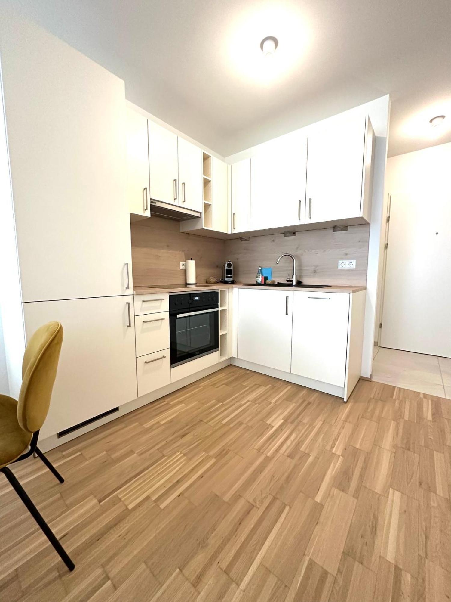 Coho City Apartments Mit Hauseigener Tiefgarage Bécs Kültér fotó